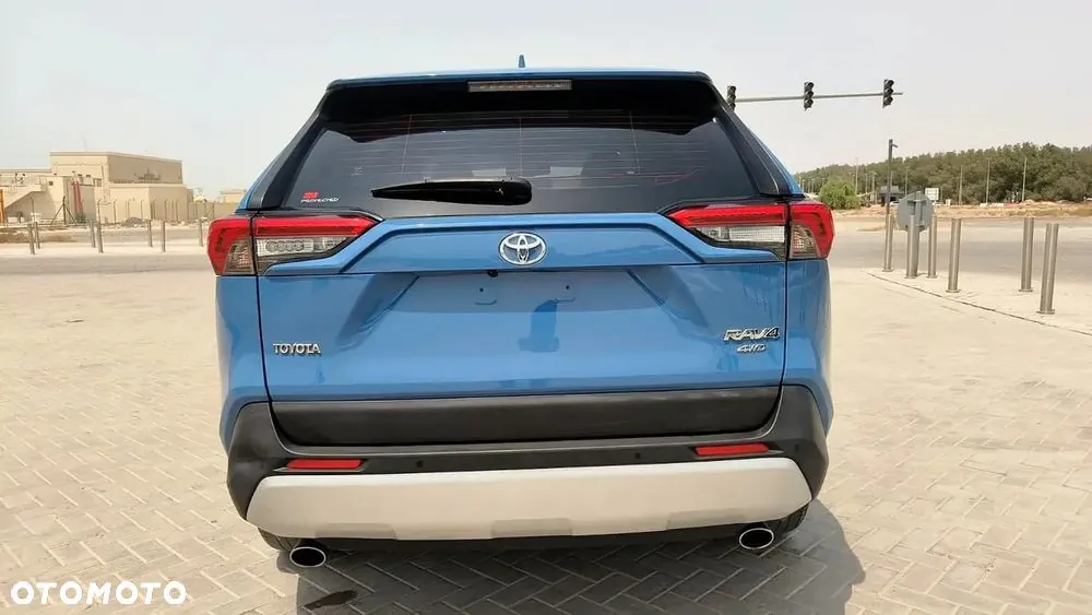 Toyota Rav4 2024 photo 3