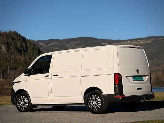 Volkswagen Transporter 2022 photo 5