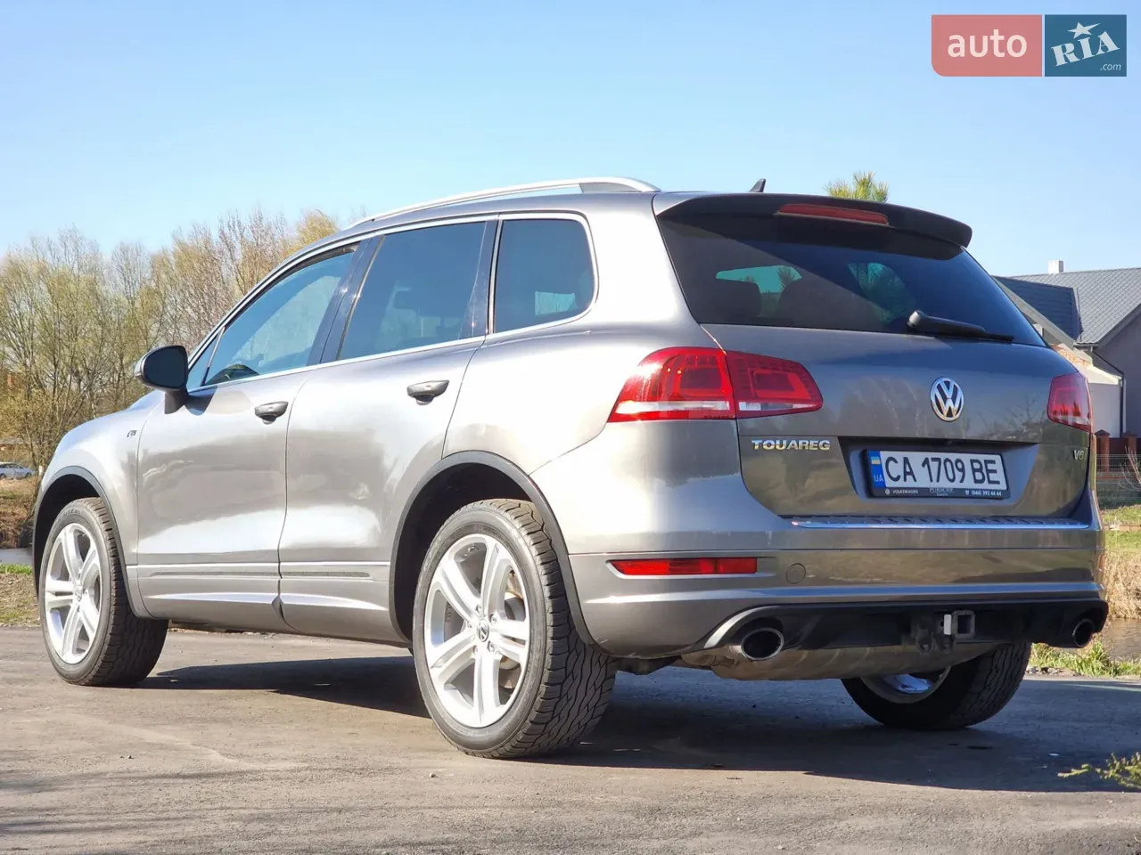 Volkswagen Touareg 2013 photo 2