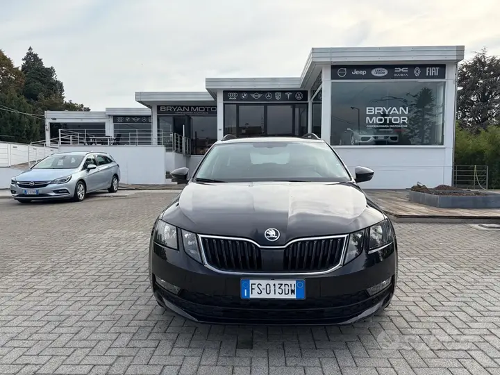 Skoda Octavia 2018 photo 2