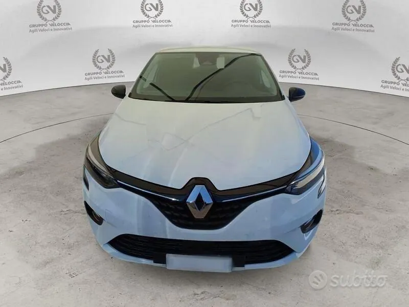 Renault Clio 2023 photo 3