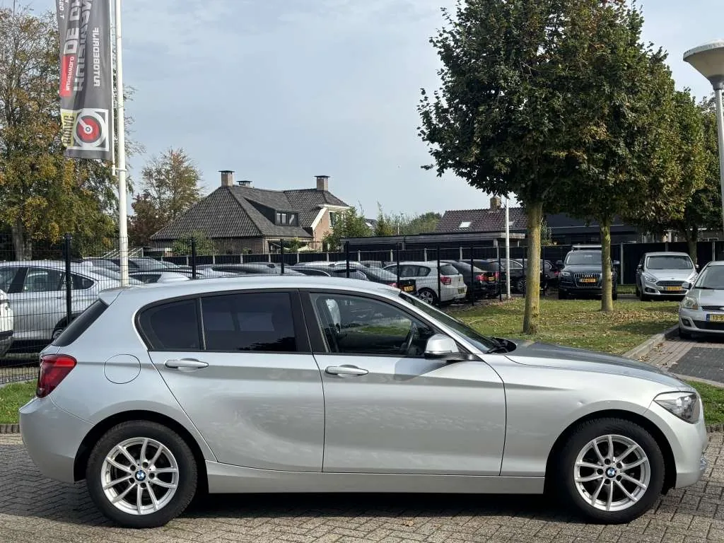 BMW 114I 2014 photo 4