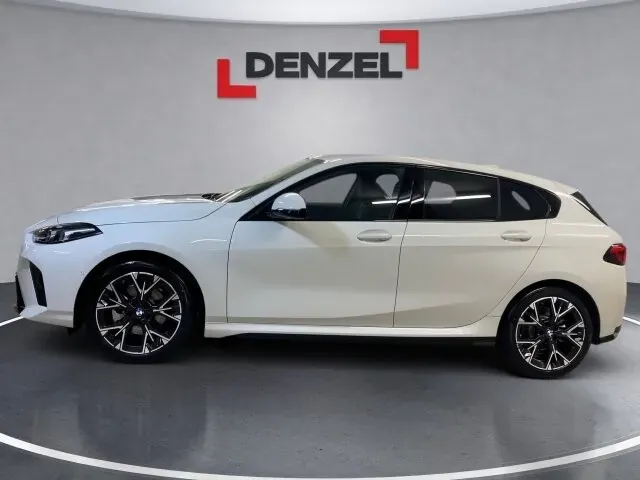 BMW 1 Series 2026 photo 2