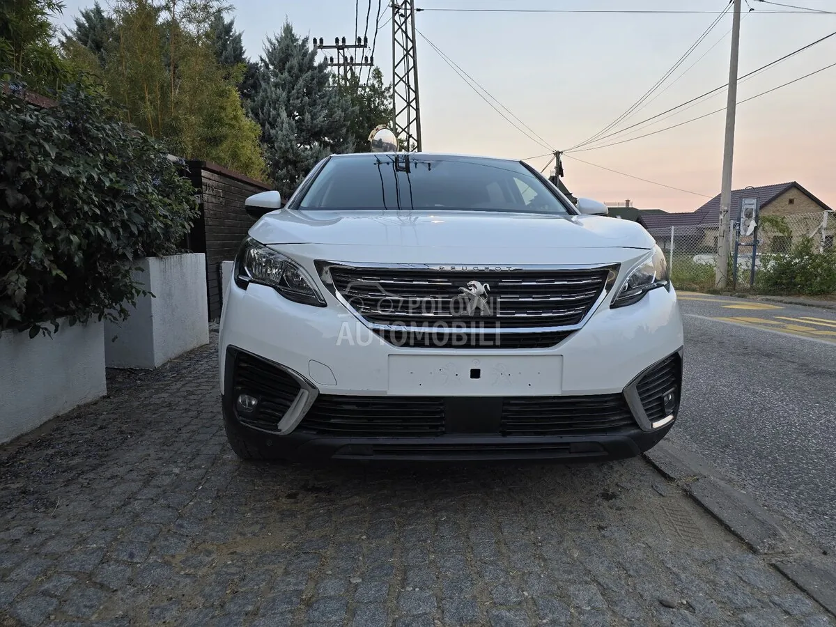 Peugeot 5008 2019 photo 2