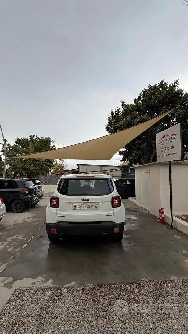 Jeep Renegade 2015 photo 3
