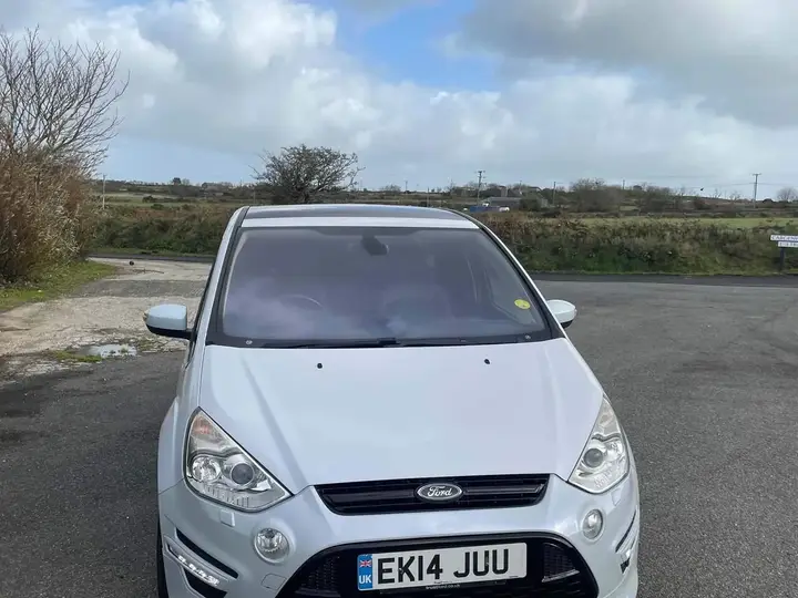 Ford S-Max 2014 photo 2