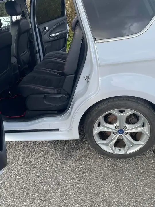 Ford S-Max 2014 photo 4