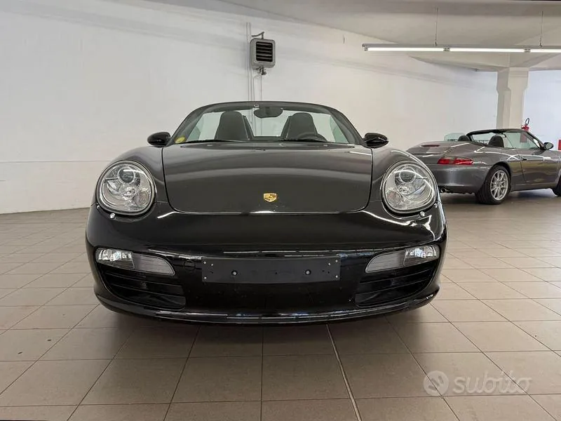 Porsche Boxster 2005 photo 2