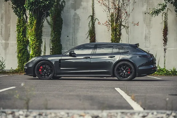 Porsche Panamera 2018 photo 2