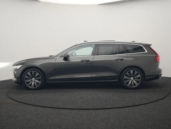 Volvo V60 2020 photo 2