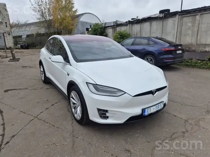 Tesla Model X