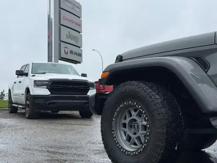 Jeep Wrangler 2021 photo 2