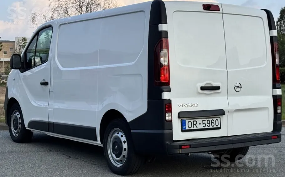Opel Vivaro 2016 photo 3