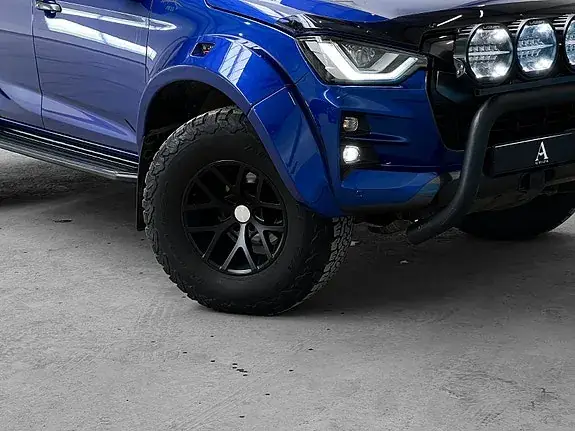 Isuzu D-Max 2021 photo 2