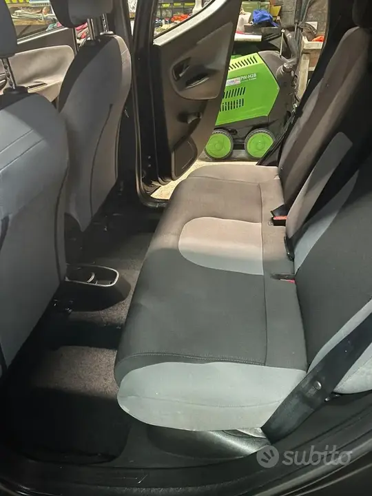 Lancia Ypsilon 2015 photo 4