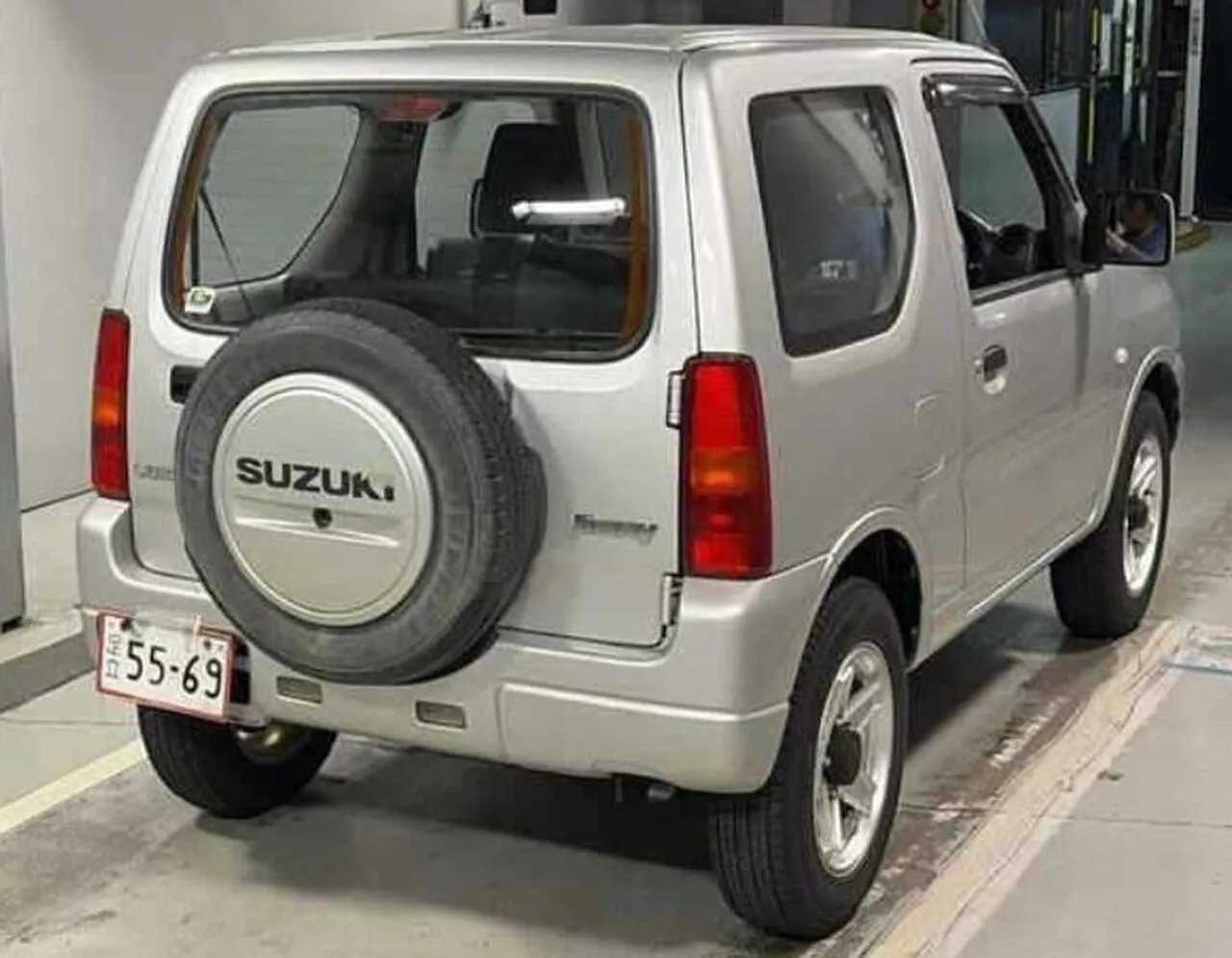 Suzuki Jimny 2017 photo 4