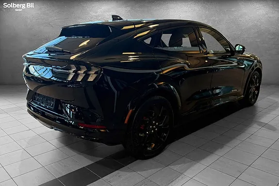 Ford Mustang Mach-E 2023 photo 5