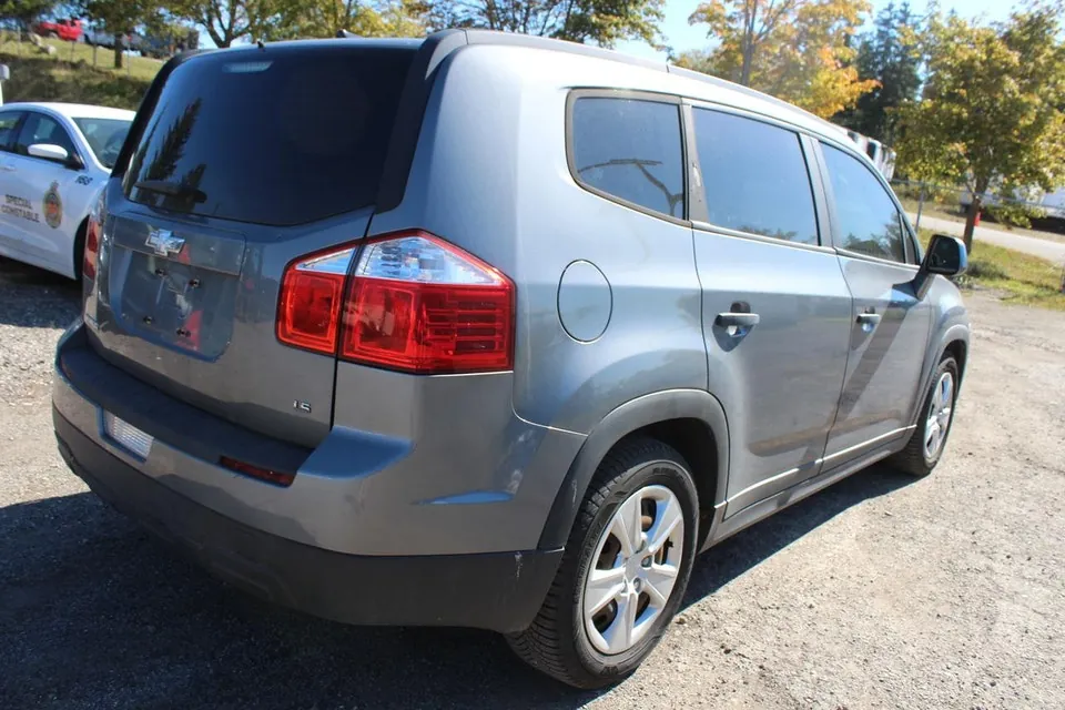 Chevrolet Orlando 2014 photo 3