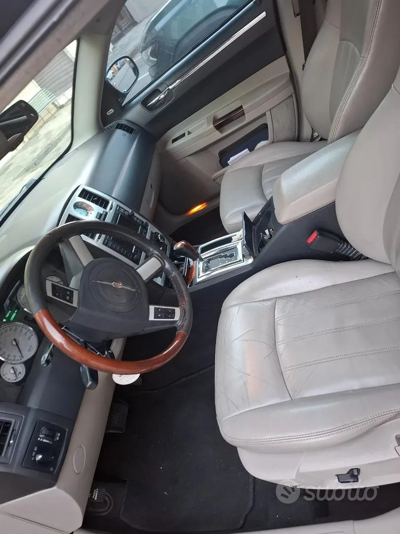 Chrysler 300C 2007 photo 3
