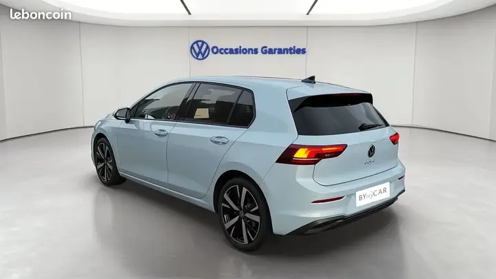 Volkswagen Golf 2026 photo 3