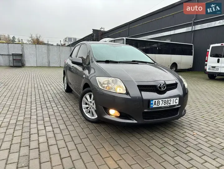 Toyota Auris