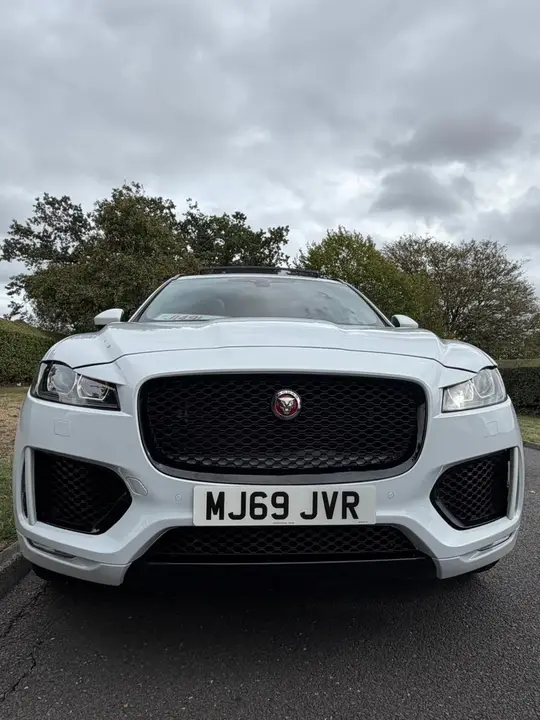 Jaguar F-Pace