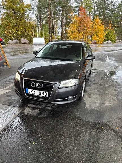 Audi A3 2012 photo 2