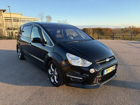 Ford S-Max 2011 photo 2