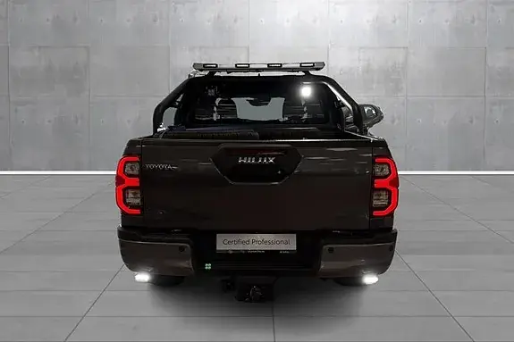 Toyota Hilux 2025 photo 5
