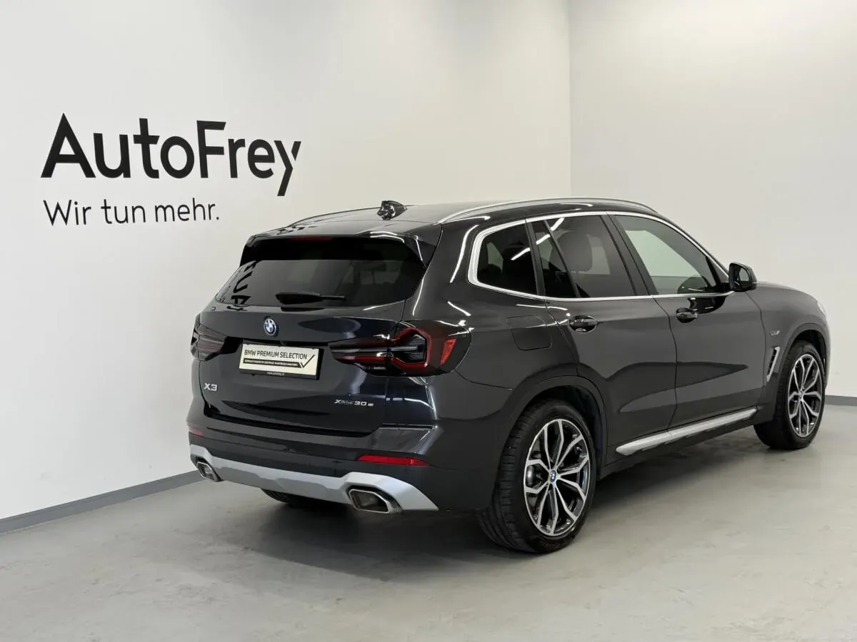 BMW X3 2022 photo 2