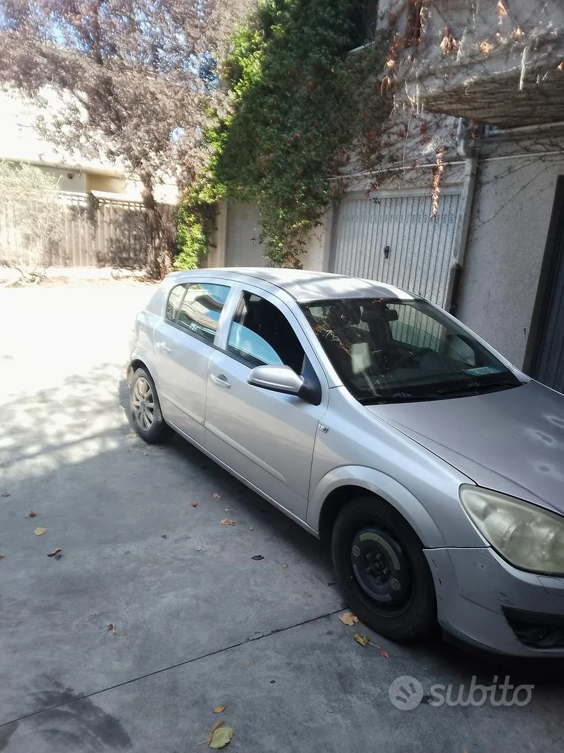 Opel Astra 2007 photo 2