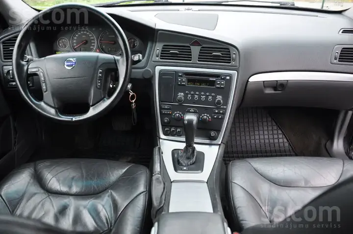 Volvo V70 2005 photo 5