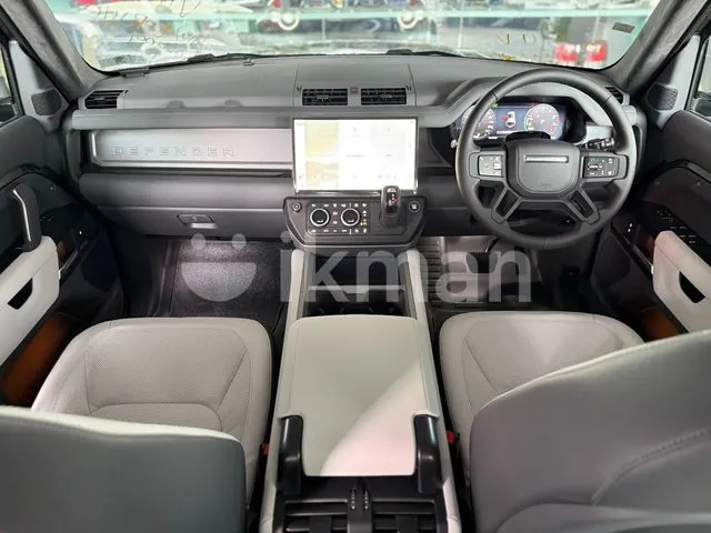 Land Rover Defender 2026 photo 4