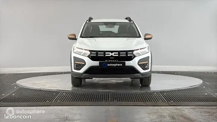 Dacia Sandero 2025 photo 2