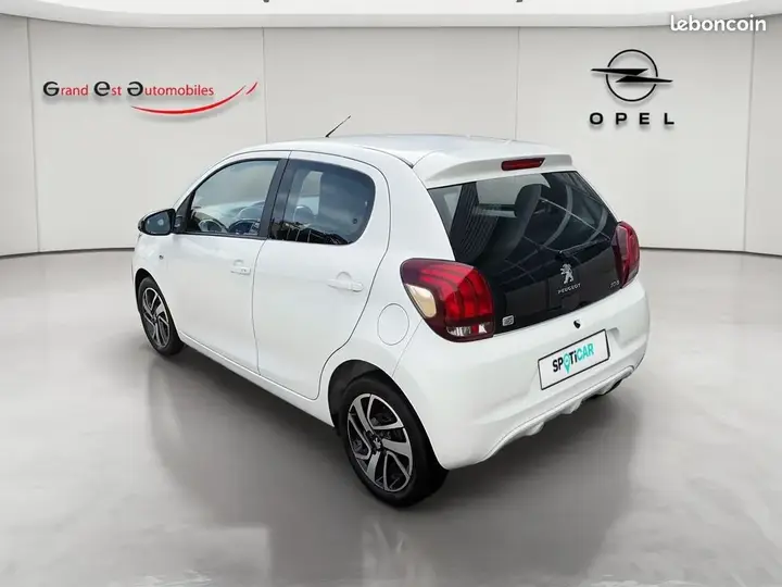 Peugeot 108 2015 photo 3
