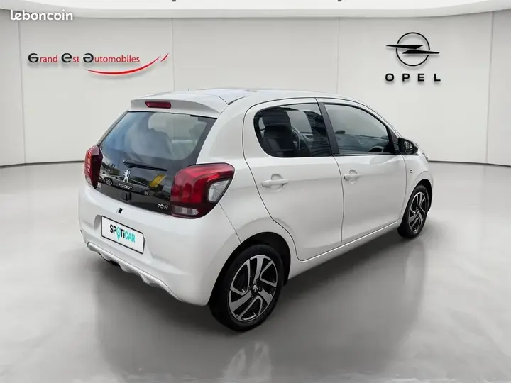 Peugeot 108 2015 photo 5
