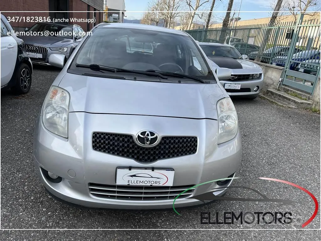 Toyota Yaris 2008 photo 2