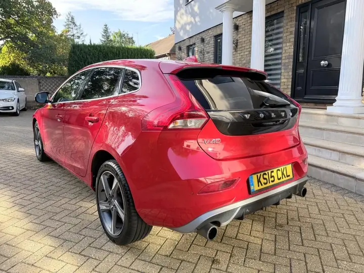 Volvo V40 2015 photo 5