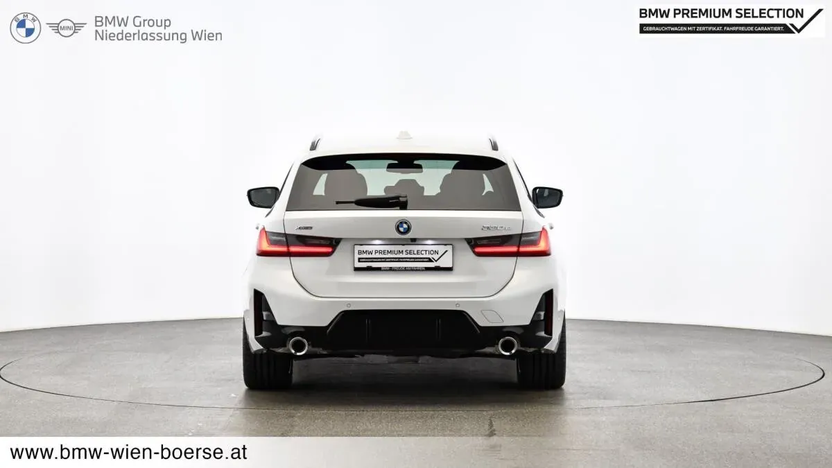 BMW 3 Series 2024 photo 2