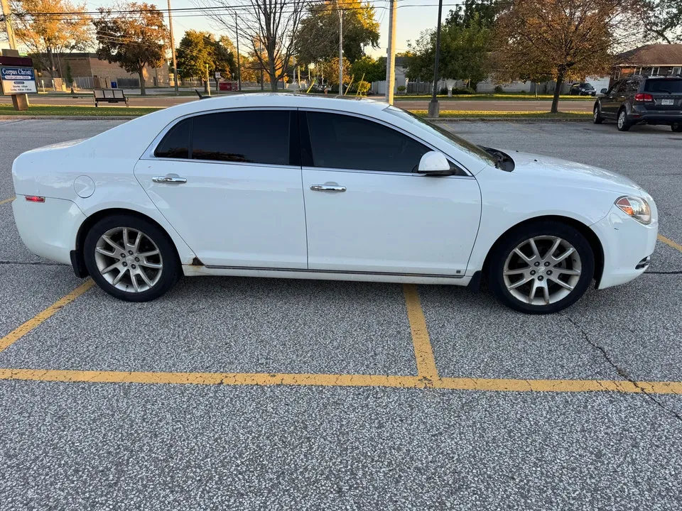 Chevrolet Malibu 2009 photo 3