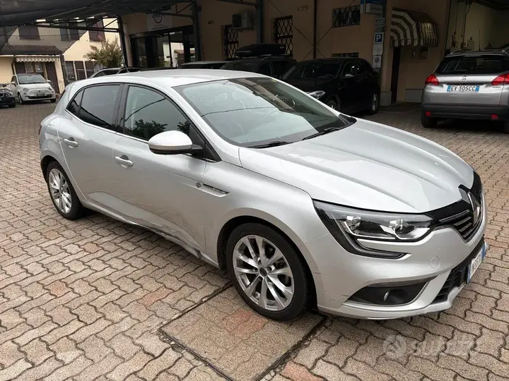 Renault Megane 2018 photo 5