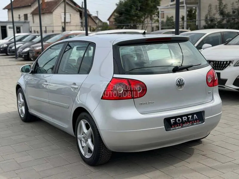 Volkswagen Golf 5 2008 photo 4