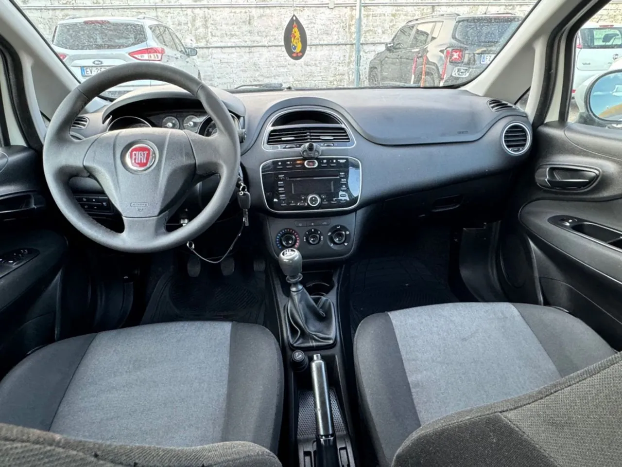 Fiat Punto 2016 photo 5