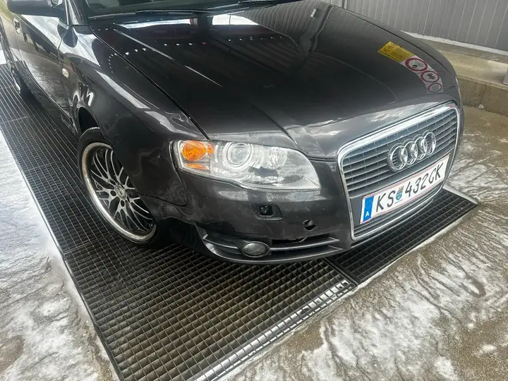 Audi A4 2006 photo 2