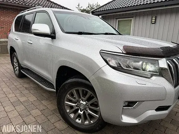 Toyota Land Cruiser 2019 photo 5