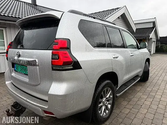 Toyota Land Cruiser 2019 photo 4
