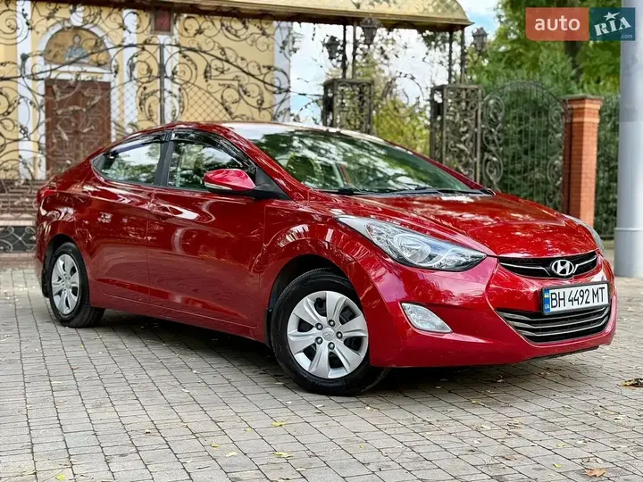 Hyundai Elantra 2011 photo 3