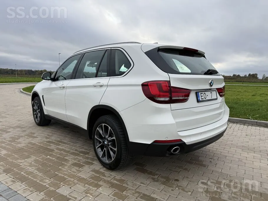 BMW X5 2015 photo 4