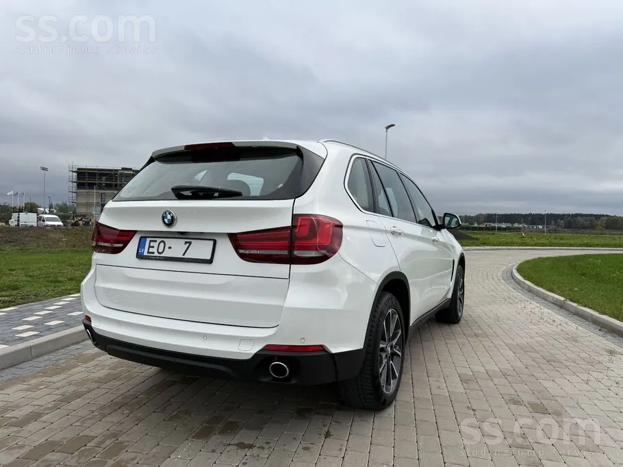 BMW X5 2015 photo 3