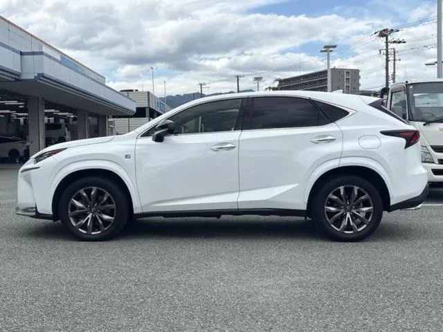 Lexus Nx 2015 photo 2